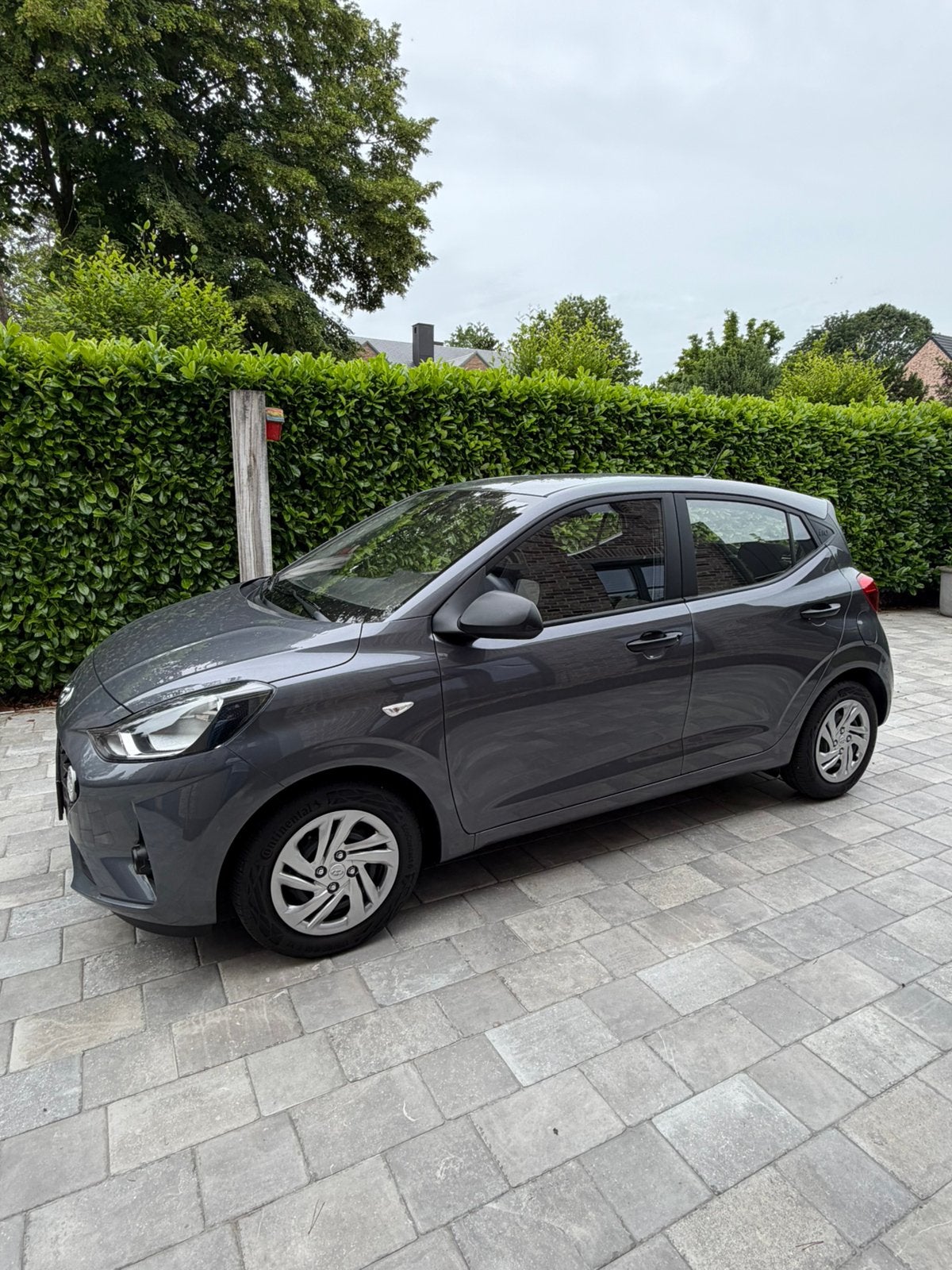 Hyundai I10 slechts 10500 km, Auto's, 4 zetels, Stof, Euro 6, Bedrijf