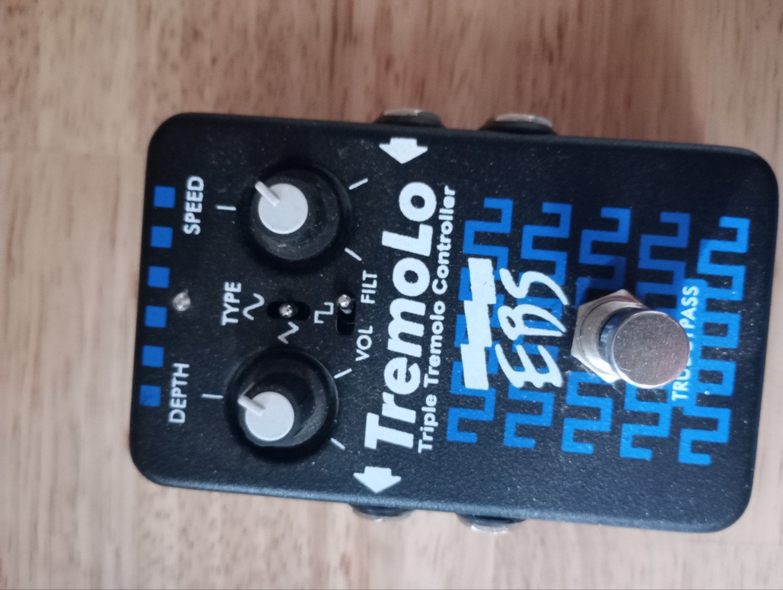 Ebs bass tremolo, Ophalen of Verzenden