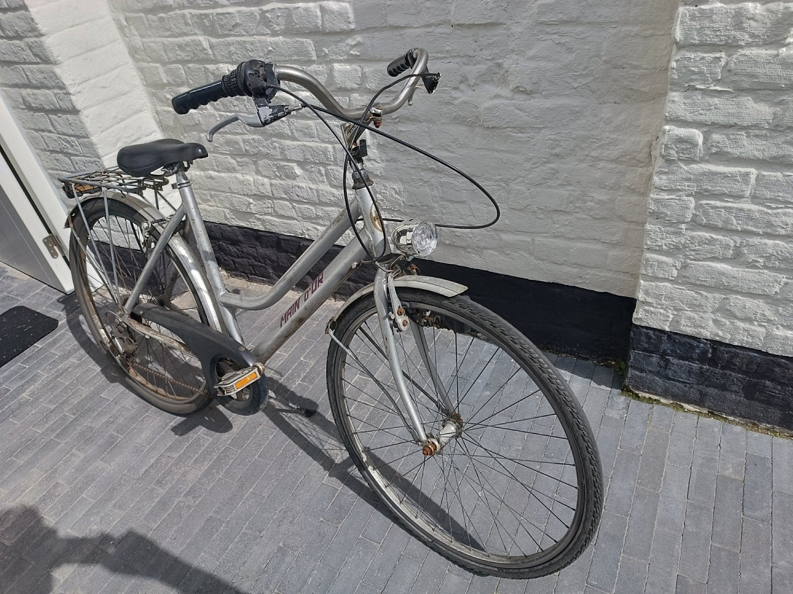 Mooie en comfortabele damesfiets van het merk Main d'Or, Velgrem, Versnellingen, Ophalen, Overige merken