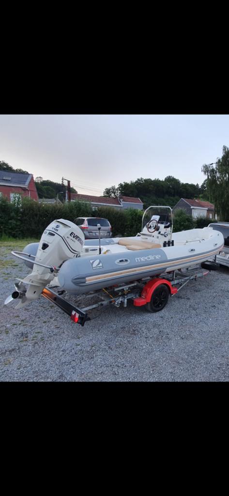 Zodiac Medline 550 2011 – Evinrude 115cv, Watersport en Boten, Rubberboten, Zo goed als nieuw, Zodiac, Afdekzeil, Anker, Brandstoftank