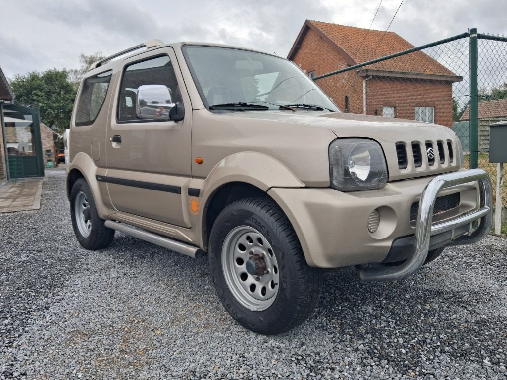 suzuki jimny #4x4# 1300cc benzine !!nieuwstaat!! 92 000km, Auto's, 4 zetels, Stof, Zwart, Bedrijf