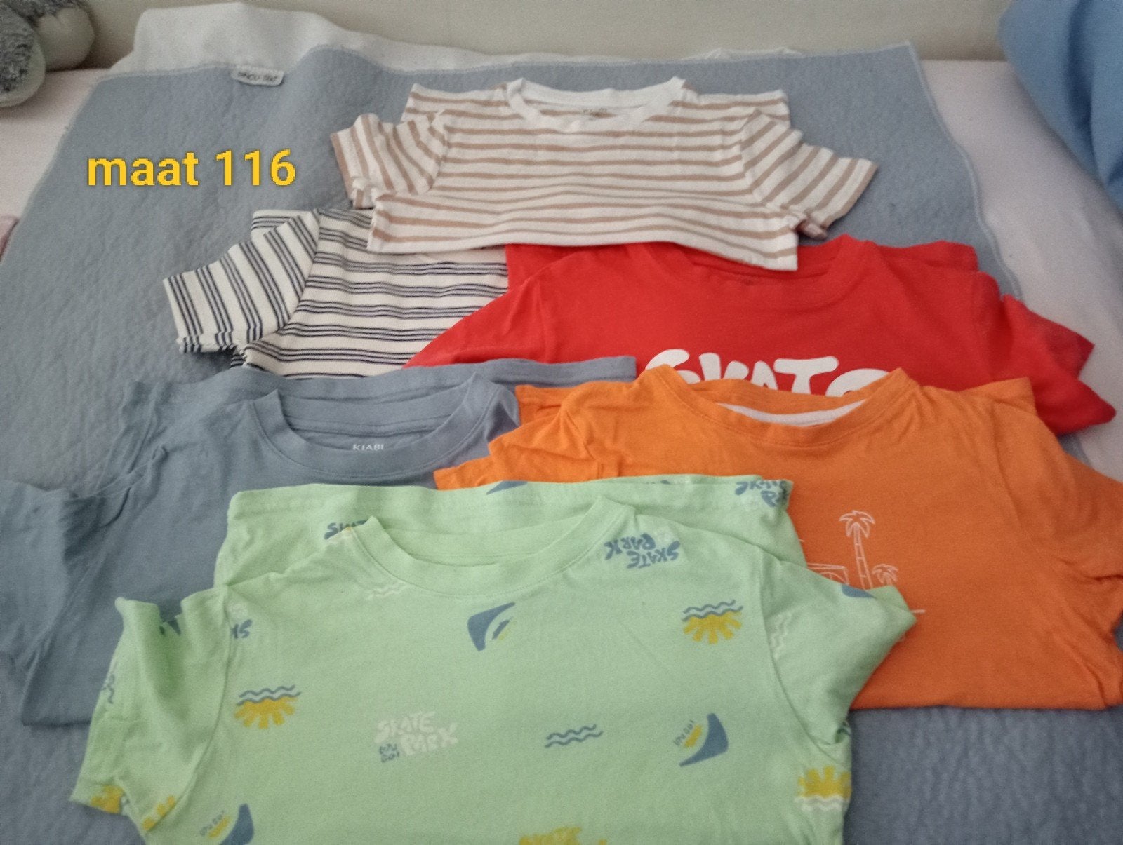 Kinderkleding zomer jongens
Broeken t shirts ,....
Goedkope, Ophalen, Zo goed als nieuw