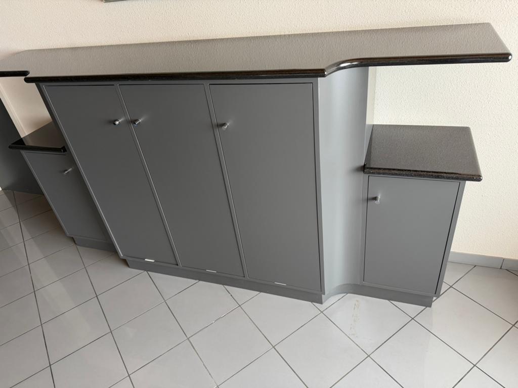 BELLE ARMOIRE TENDANCE EN PIERRE NATURELLE, Enlèvement, Comme neuf, Armoire
