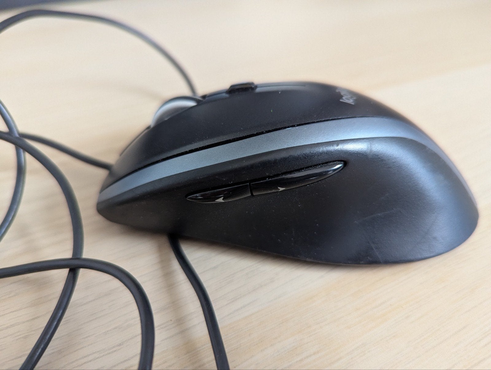 Logitech muis, Ophalen of Verzenden, Bedraad, Muis