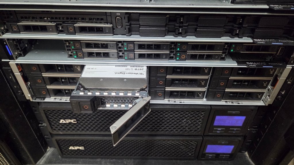 Dell R740xd2 24x LFF 3,5-inch opslagserver met 24 grote bays, Computers en Software, Servers, Ophalen of Verzenden, Gebruikt
