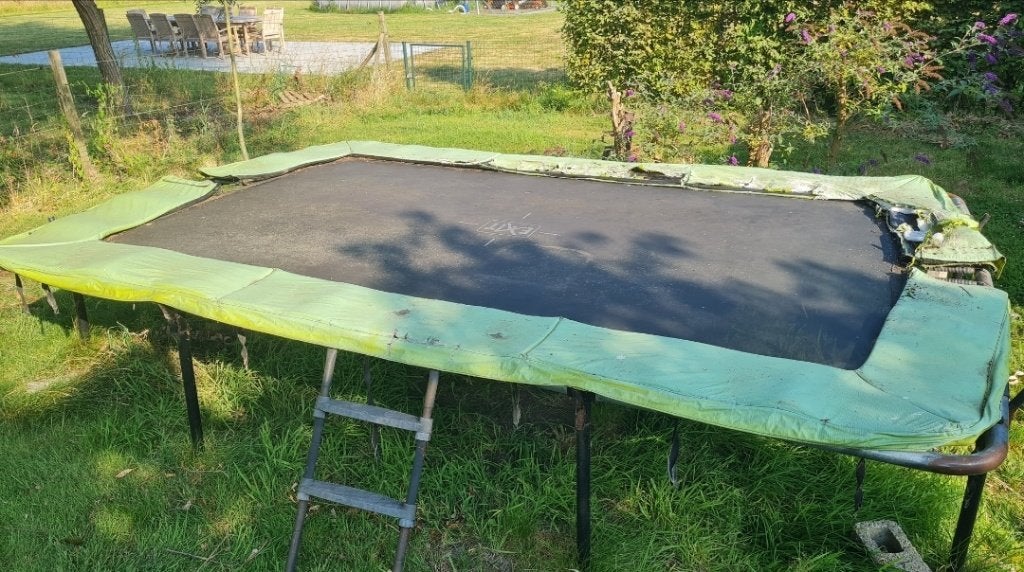 Trampoline 3m50 x 2m40, Ophalen, Gebruikt