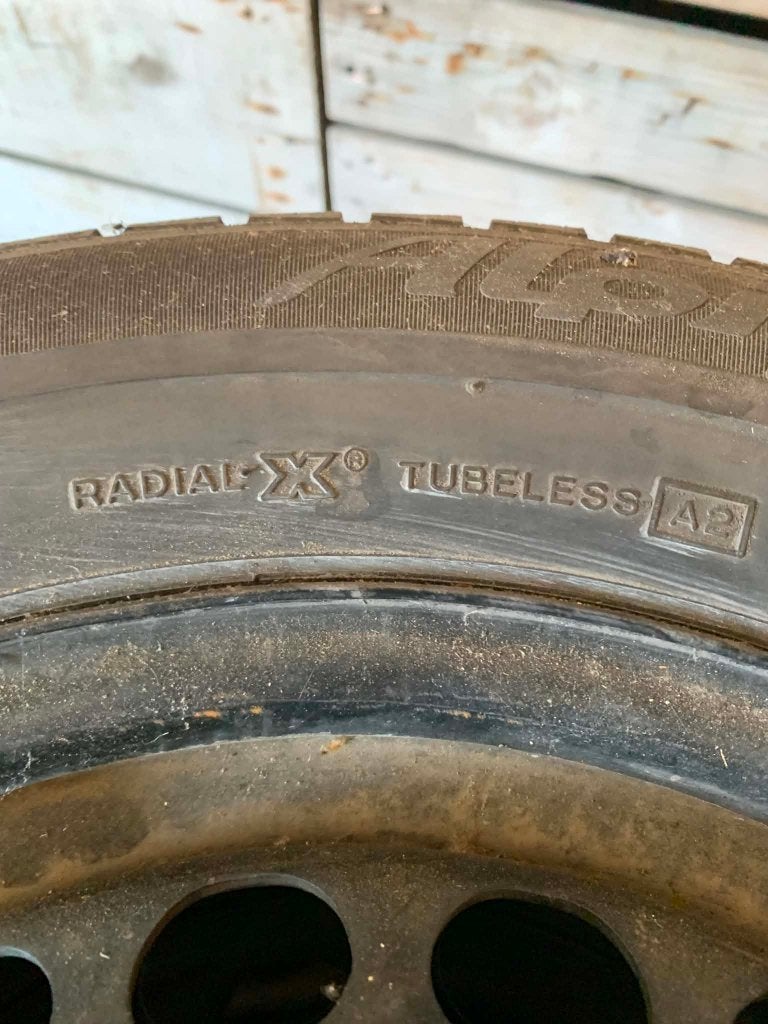 4 pneus (195/65R15 91T) + 8 jantes (6Jx15 ET-49), Autos : Pièces & Accessoires, Enlèvement, Jante(s), Autre