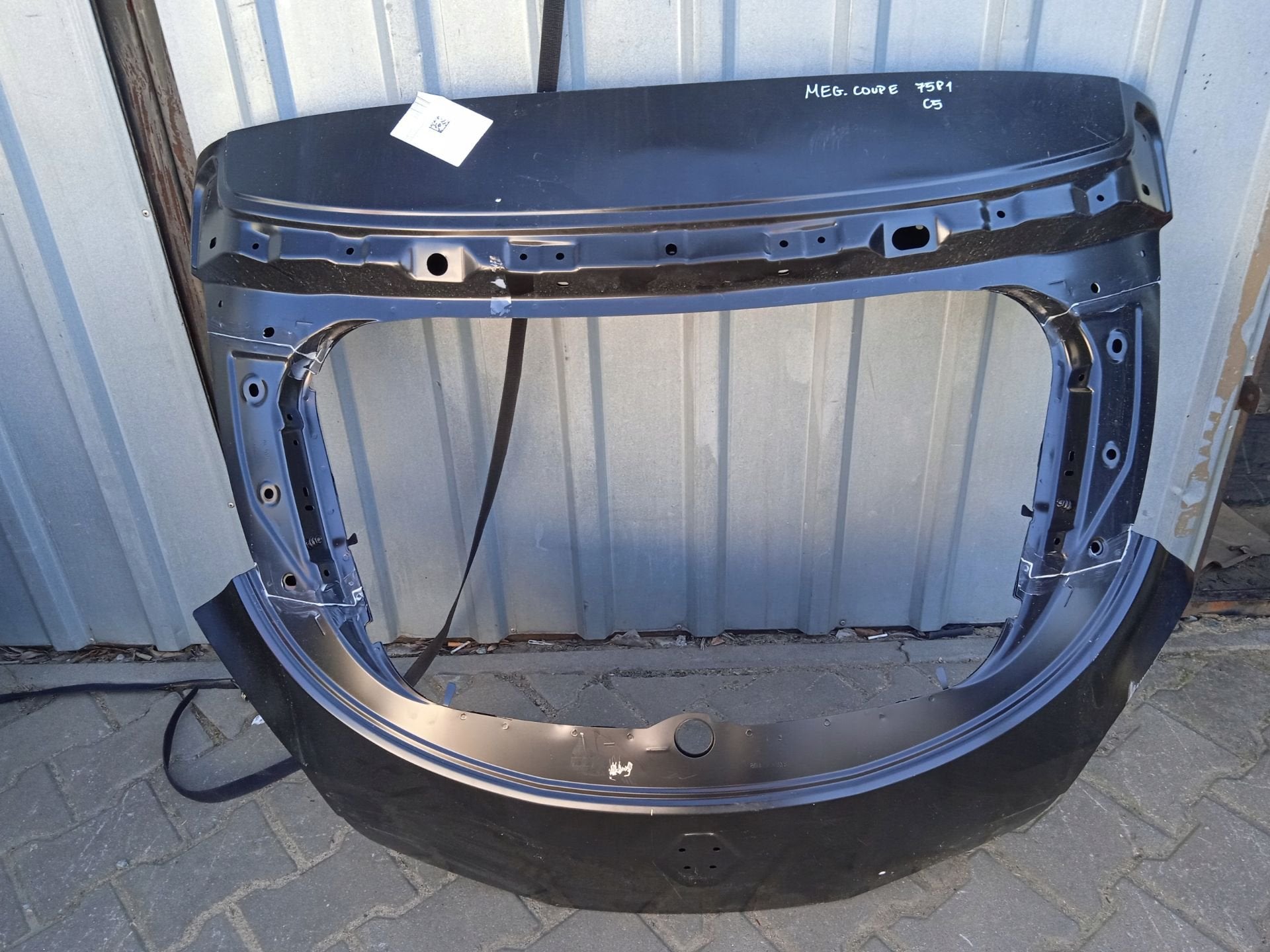 Renault Megane Coupe Achterklep Achter, Renault Group, Gebruikt, Contact.group@renault.com, Avenue du General Leclerc 122bis
92100  Boulogne-Billancourt, FR