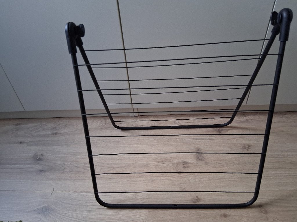 PETIT SECHOIR D'APPOINT POUR APPART. OU KOT., Huis en Inrichting, Woonaccessoires | Overige, Nieuw, Metaal, Bruin, Klassiek, Ophalen