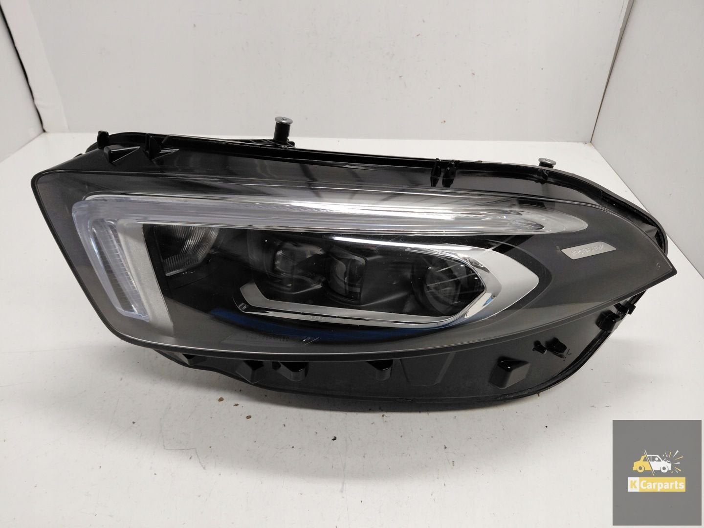 A1779065303, Mercedes Classe A W177 Multibeam 2 modules link, Mercedes-Benz AG, Mercedes-Benz, Utilisé, Mercedesstrasse 120
70372  Stuttgart, DE