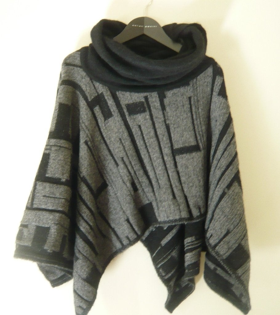 Nieuwe poncho Sarah Pacini kan op 3 manieren worden gedragen, Sarah Pacini, Ophalen of Verzenden, Nieuw, Zwart