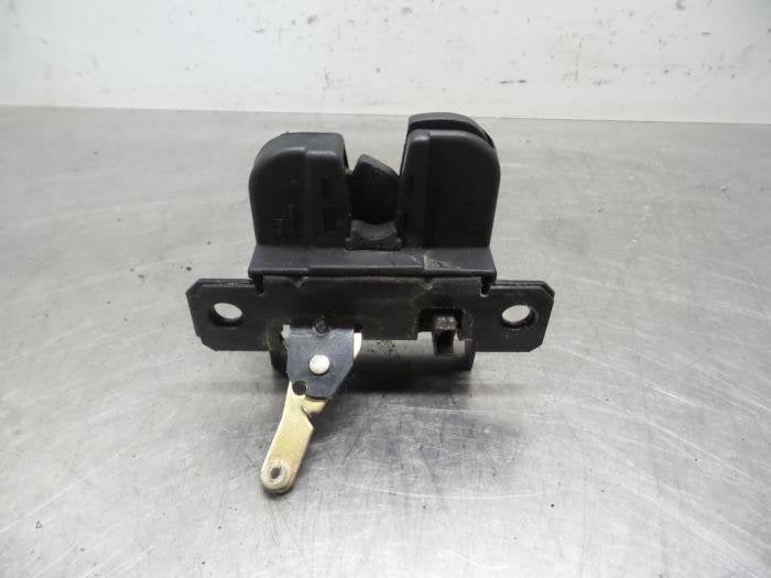 Slotmechaniek Achterklep van een Volkswagen Golf (Golf 97-), Gebruikt, -, Volkswagen, -