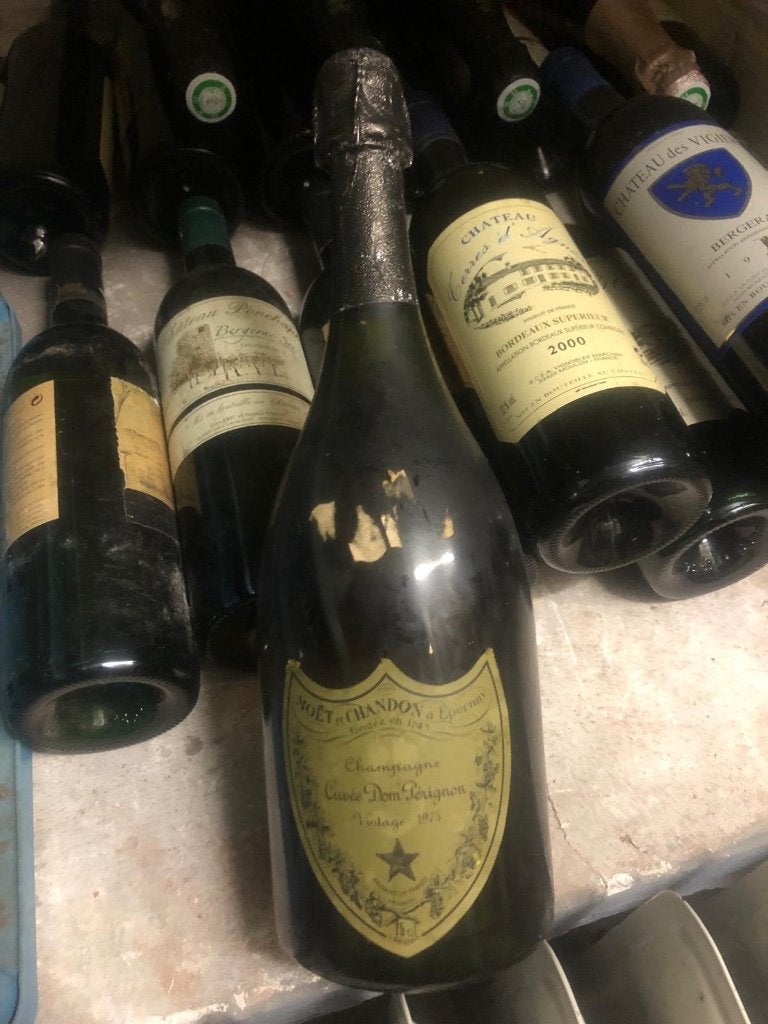 Bouteille de champagne Dom Perignon, Collections, Neuf, Champagne, Enlèvement, France
