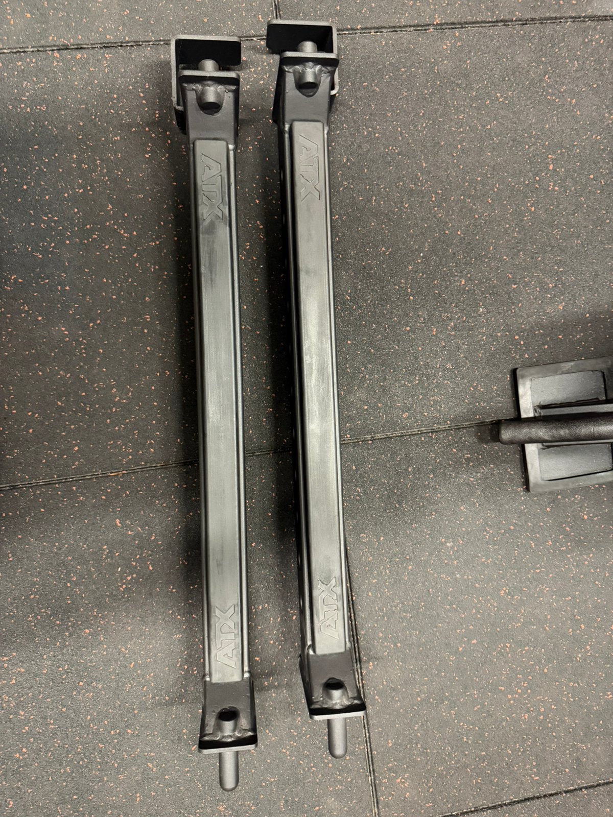 ATX FLIP-⁠DOWN SAFETIES 700 / 70 CM, Sports & Fitness, Enlèvement