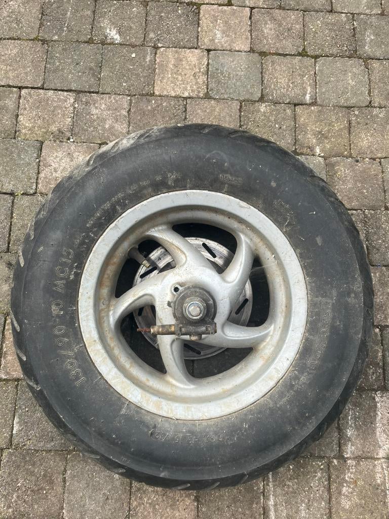 Piaggio en gilera onderdelen, Enlèvement ou Envoi, Comme neuf