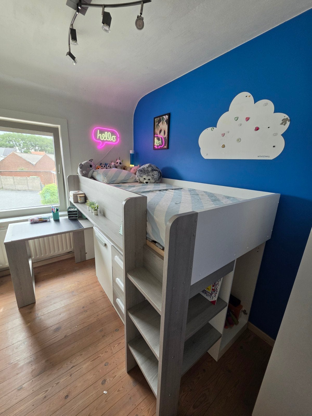 Half hoogslaper met bureau  (wit-grijs) VERKOCHT, Ophalen, Hoogslaper