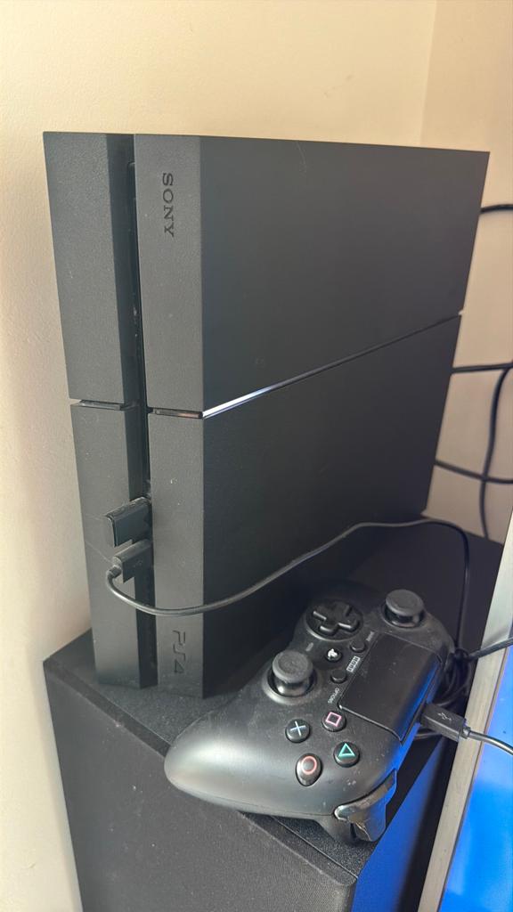 Playstation 4 1tb, Ophalen, 1 TB, Met 1 controller, Gebruikt