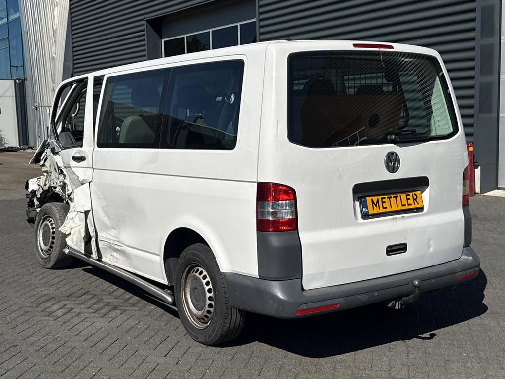 Volkswagen Transporter Kombi 2.0 TDI L1H2 Trendline, 9 Perso, Auto's, Gebruikt, 4 cilinders, 211 g/km, 2500 kg