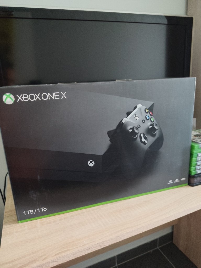 Xbox One X, Consoles de jeu & Jeux vidéo, Enlèvement ou Envoi, Avec 1 manette, Xbox One, Comme neuf