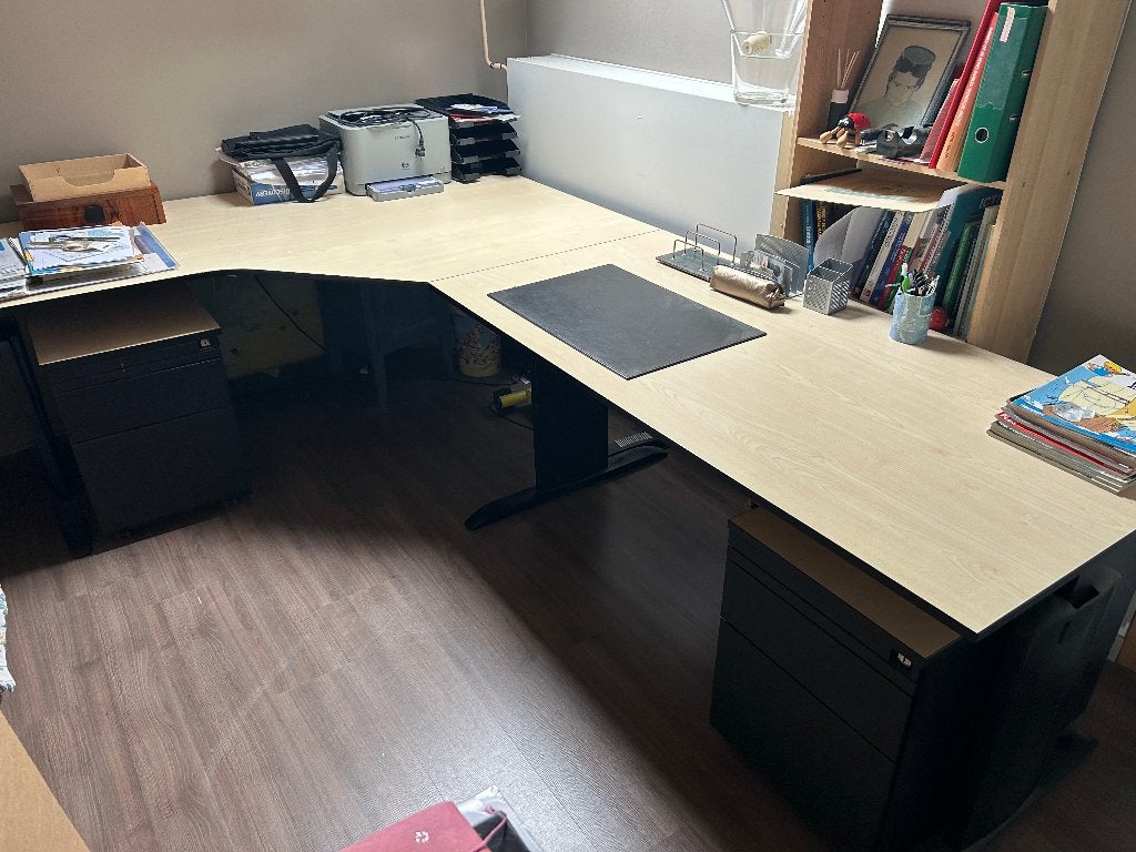 Drentea emmen bureau & roldeurkast & tafels, Ophalen, Zwart, Gebruikt, Metaal
