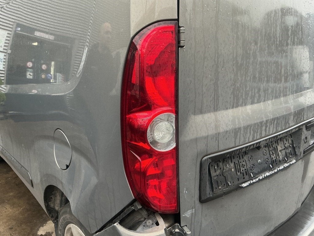 FEU ARRIÈRE GAUCHE Opel Combo (|95513787|), Autos : Pièces & Accessoires, Opel, Opel Automobile GmbH, Utilisé, Kontakt-opel@opel.com