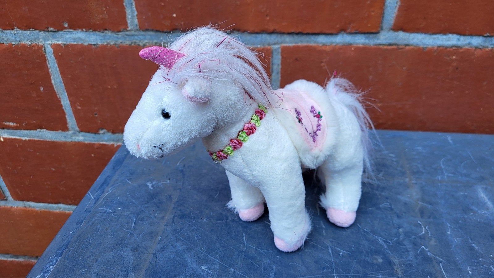 Knuffel eenhoorn Lillifee + zadeltje 17 cm Hoog 18 cm Lang, Enlèvement ou Envoi, Blanc, Utilisé, Licorne