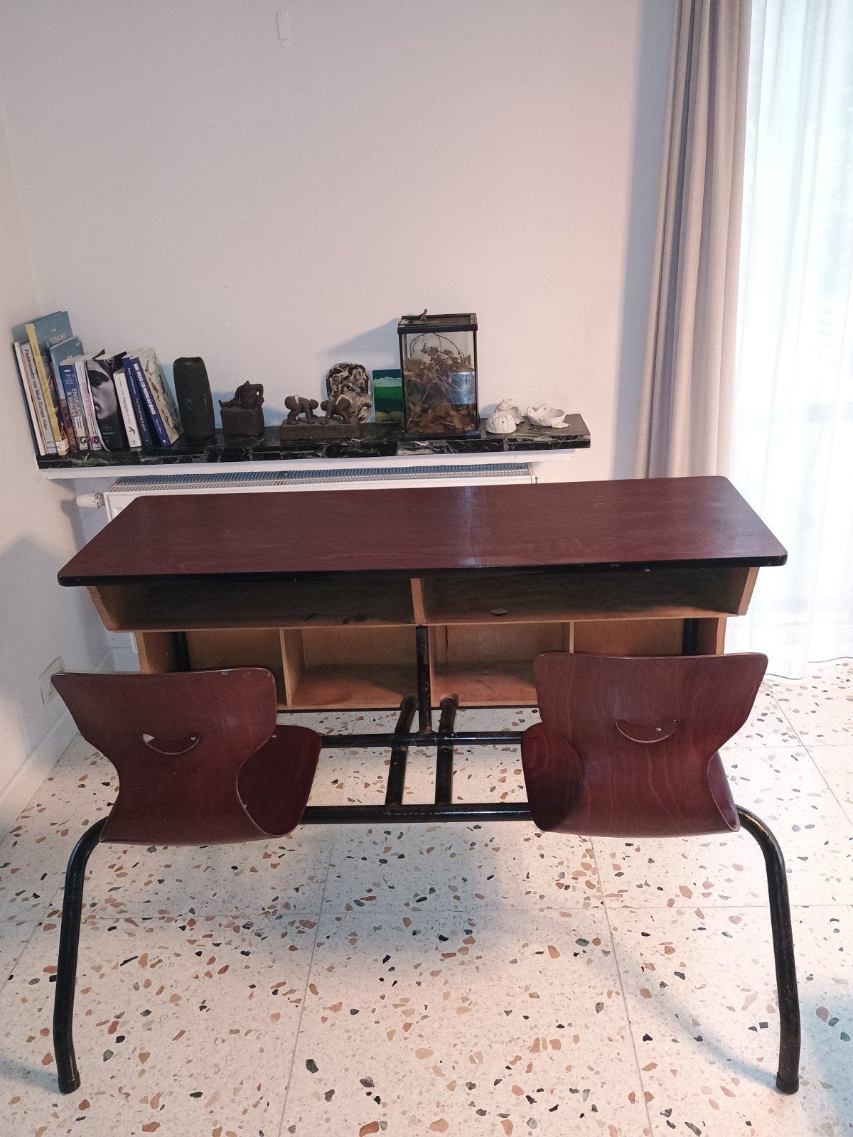 vintage lessenaar, Huis en Inrichting, Ophalen, Gebruikt, Hout, Kinderbureau