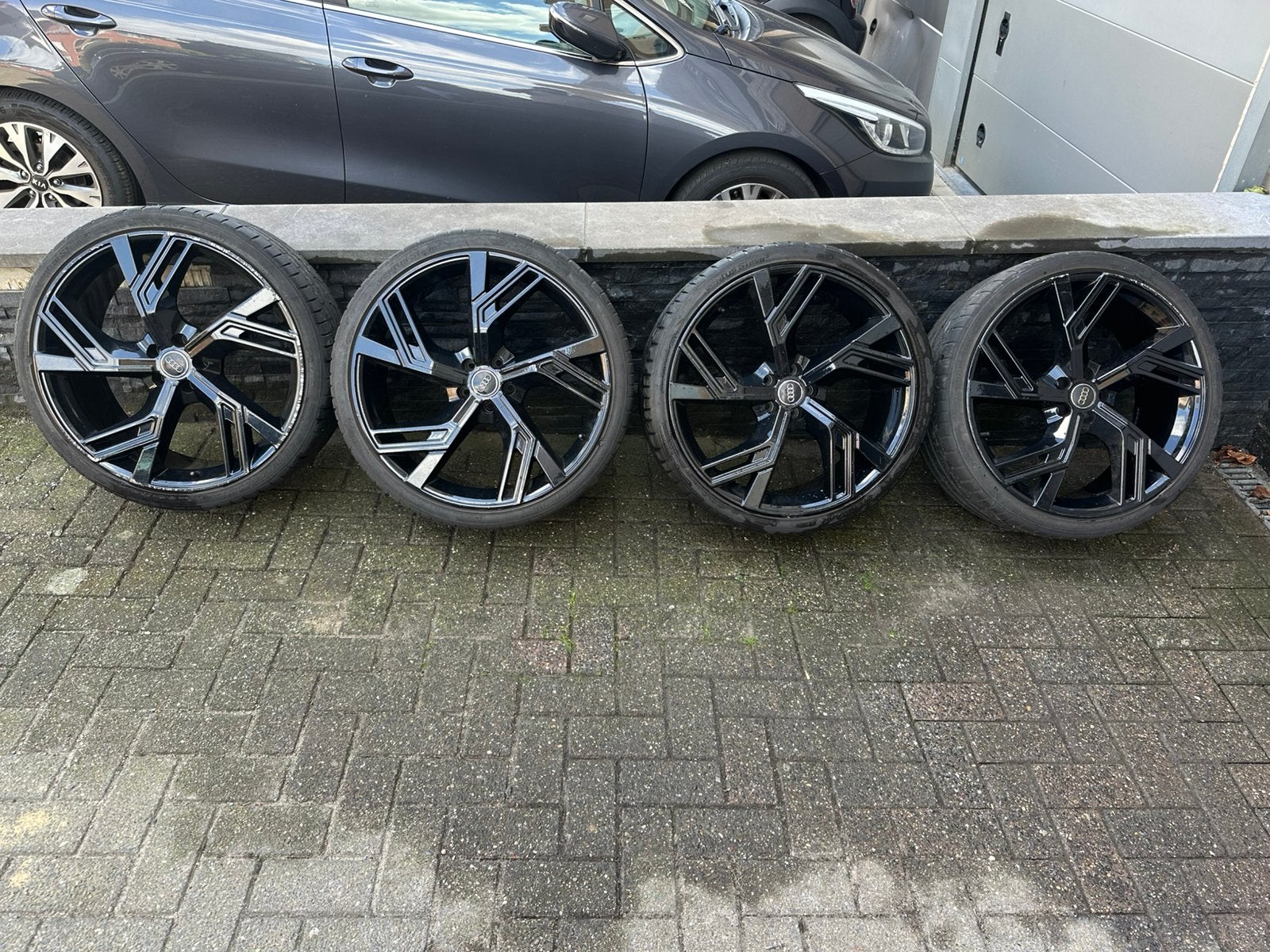 Jantes RS 22 avec Pneus 265/30ZR22 (97Y), Enlèvement, Pneu(s)