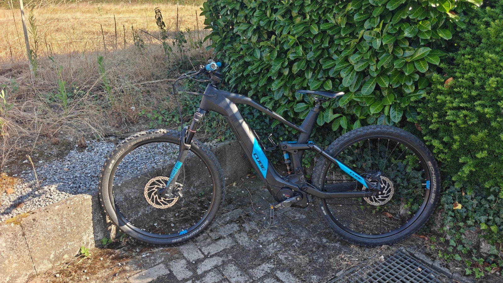 Cube Stereo Hybrid 140 29 pouces — 3 800 km — Batterie suppl, Enlèvement