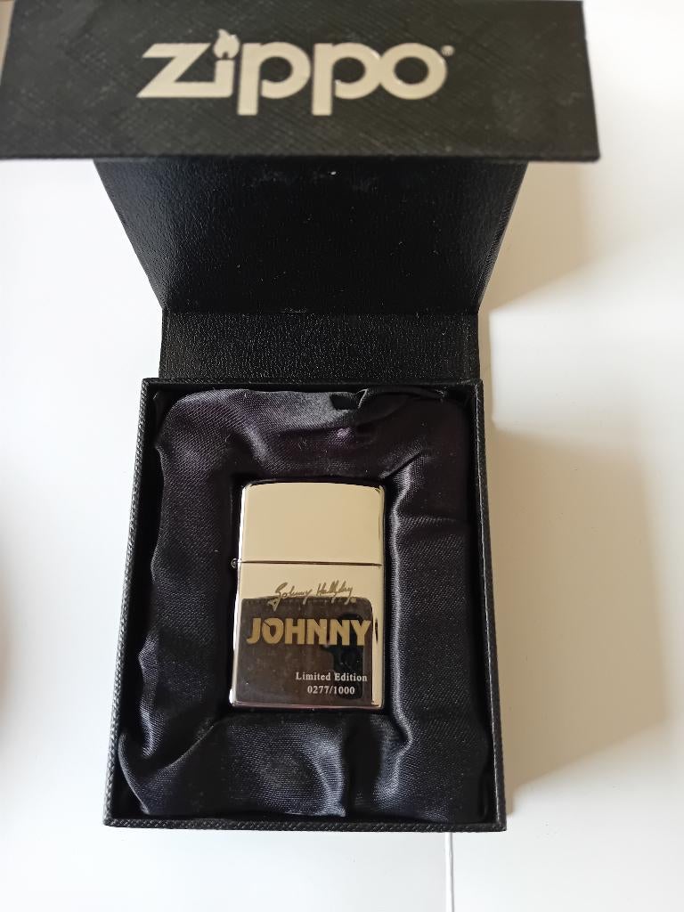 Johnny Hallyday zilveren zippo, Verzamelen, Ophalen, Gebruikt, Aansteker