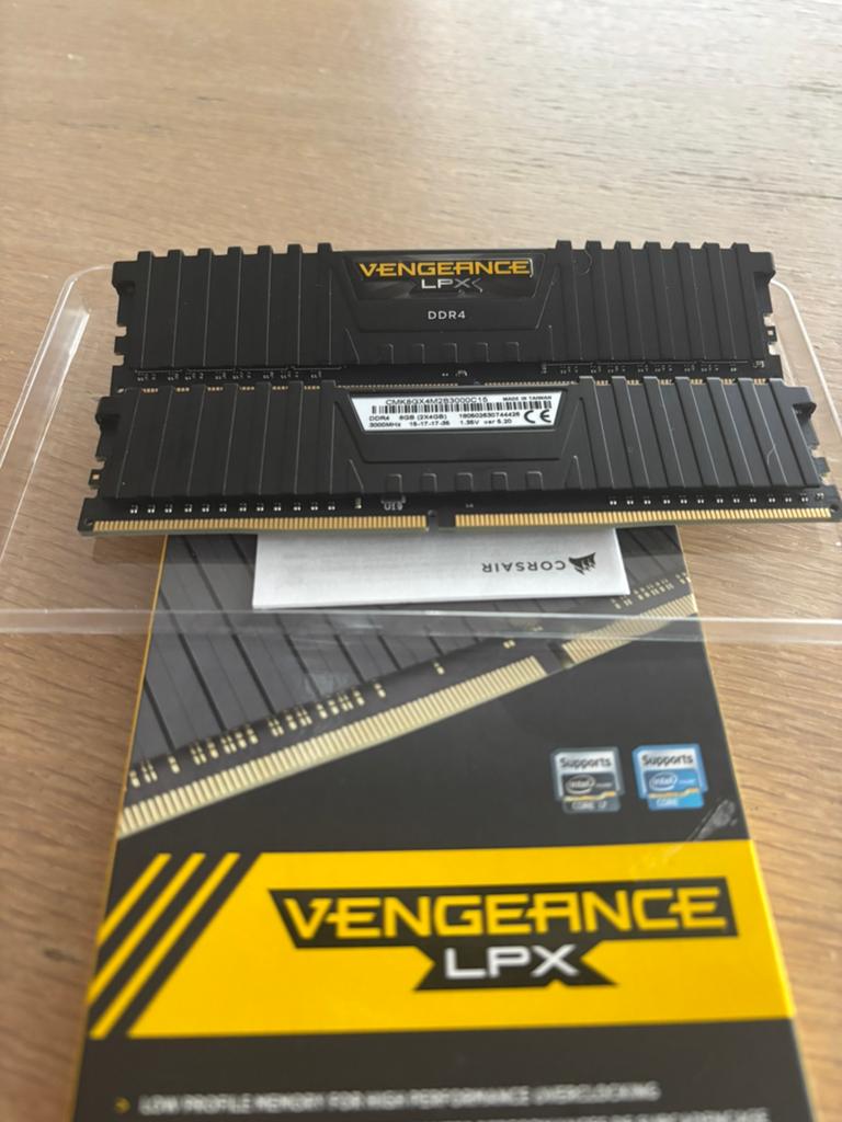 Corsair Vengeance LPX 2x 8GB, Ophalen, Zo goed als nieuw, DDR4