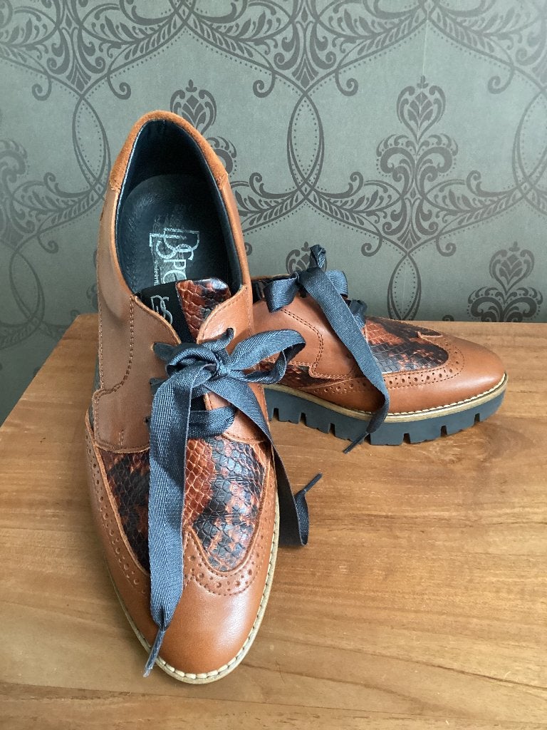 Veterschoenen / sneakers DL Sport 38, Bruin, Ophalen of Verzenden, Zo goed als nieuw, Sneakers