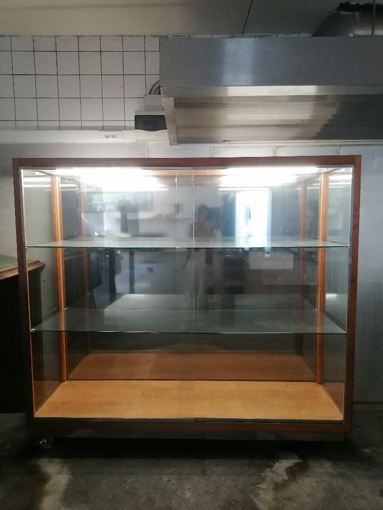 Vitrinekast., Antiek en Kunst, Ophalen