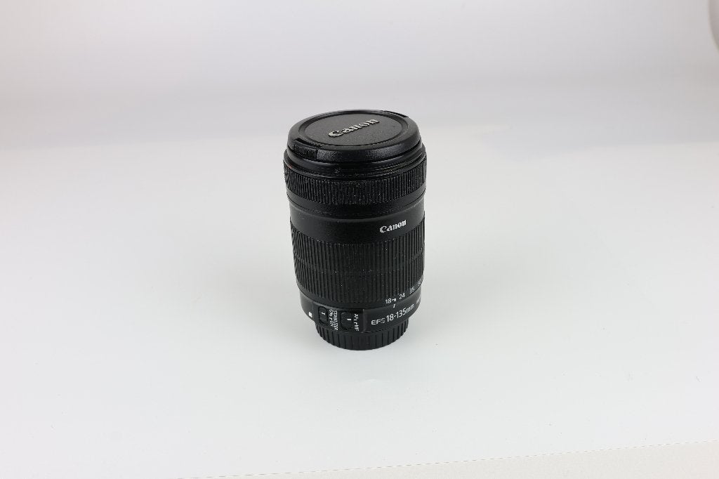 Objectif Canon EF-S 18-135mm f/3.5-5.6 IS, TV, Hi-fi & Vidéo, Autofocus, Téléobjectif, Utilisé, Canon EF