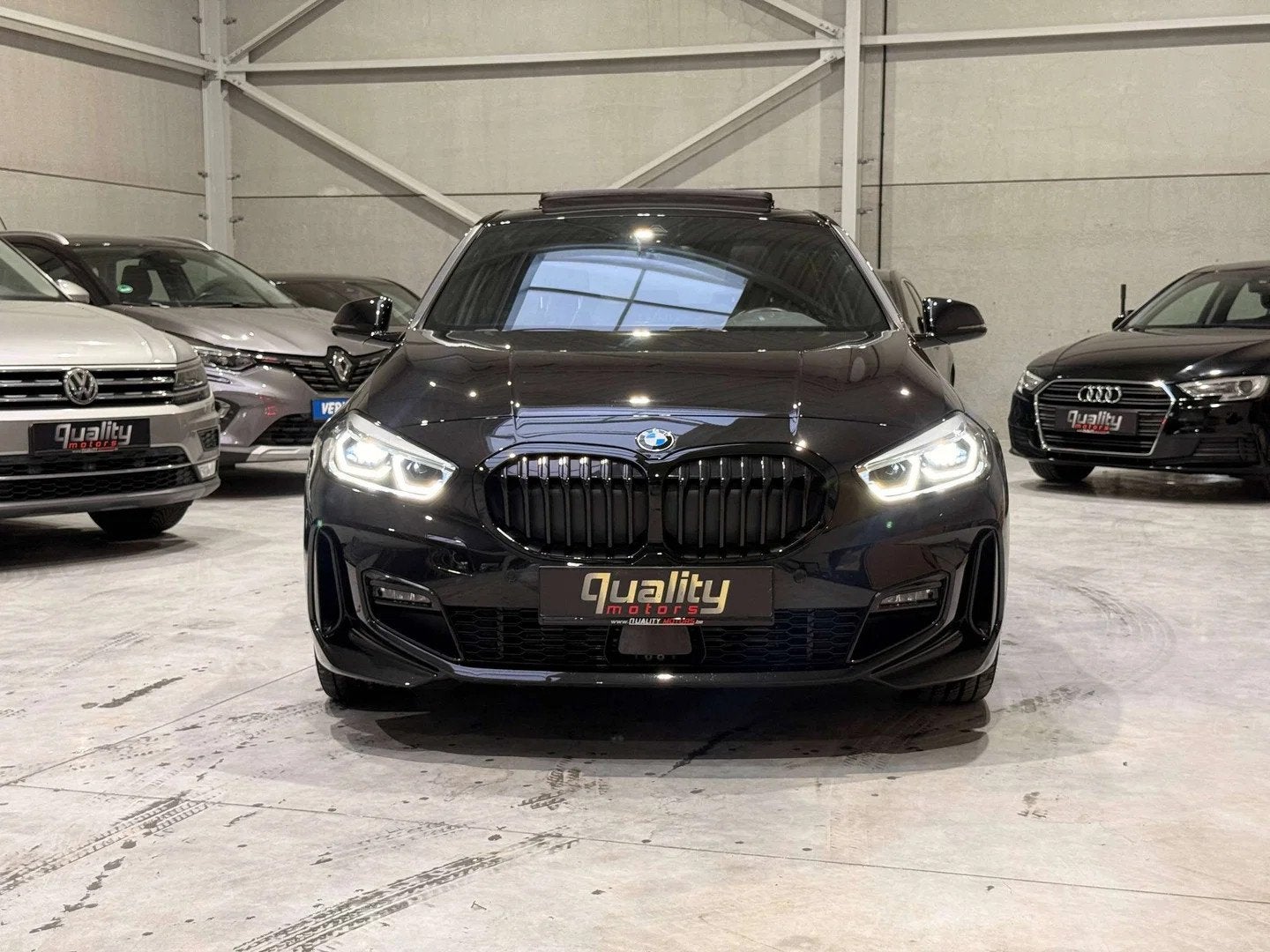 BMW 1 Serie 118 118iA / M-PACK / KEY-LESS / PANORAMISCH DAK, Auto's, BMW, 1 Reeks, Gebruikt, 4 cilinders, 136 pk