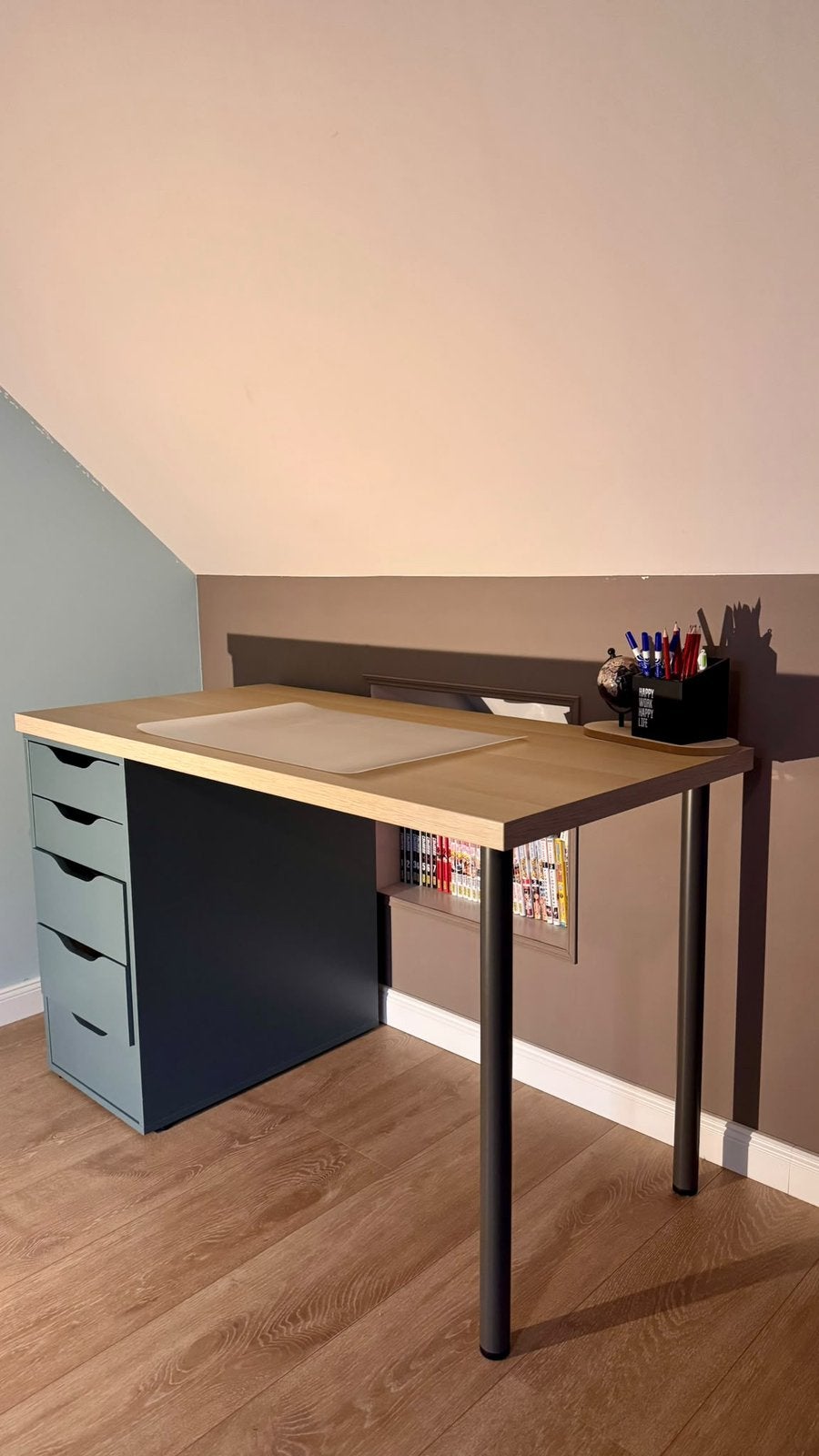 Bureau enfant ado IKEA en très bon état!, 120 cm, Bleu, Comme neuf, Enlèvement