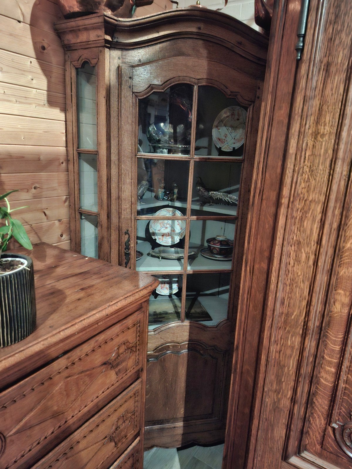 Encoignure vitrine XVIIIÈME, Enlèvement