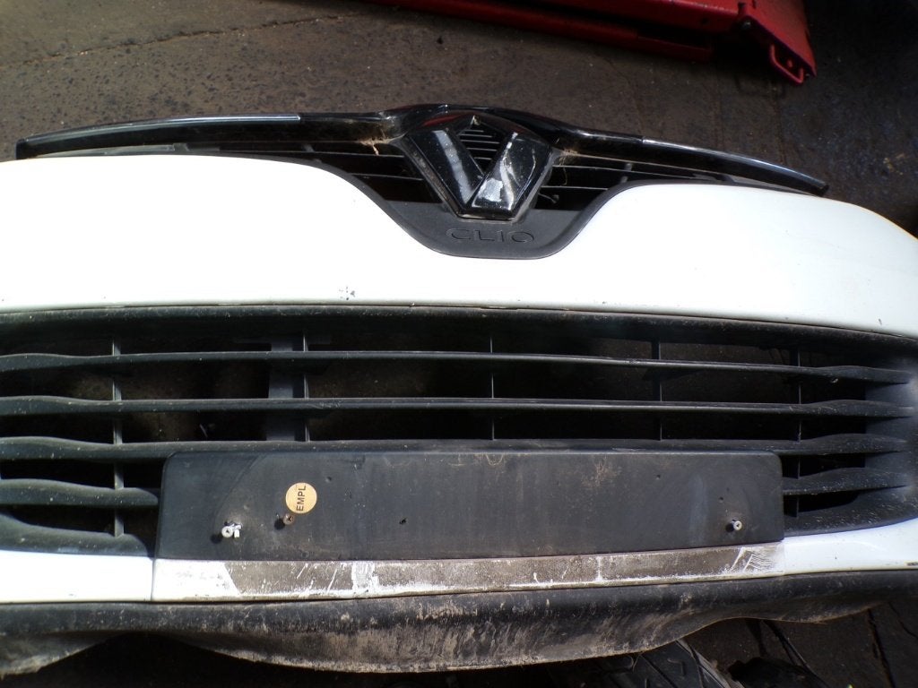 Pare choc avant Renault Clio 4 2012-2016 LP/15562, Pare-chocs, Renault, Enlèvement, Utilisé