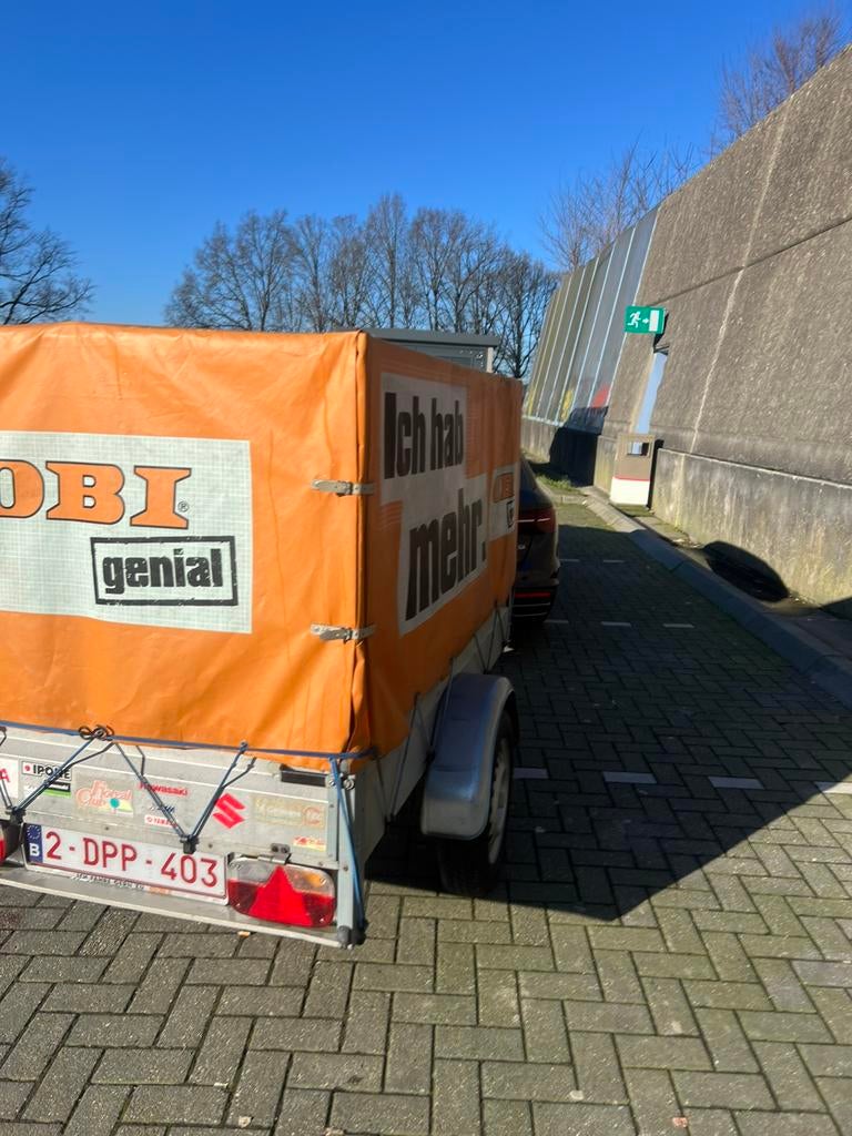 Aanhanger, Ophalen, Zo goed als nieuw