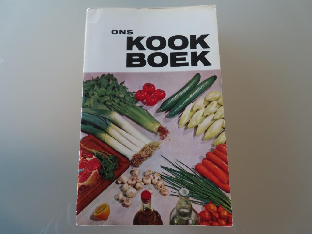 Ons kookboek KVLV (1969)   Uitgeverij : KVLV Monique Swinnen, Monique Swinnen, Enlèvement ou Envoi, Autres types, Cuisine saine