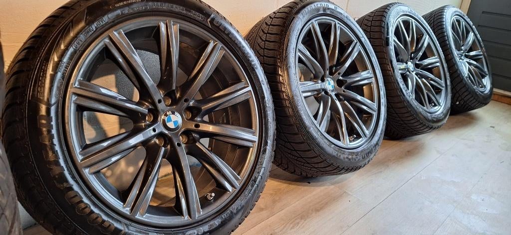 Jantes Styling 684 de 18'' pneus d'hiver BMW Série 5 G30/G31, Véhicule de tourisme, 18 pouces, Enlèvement, Utilisé