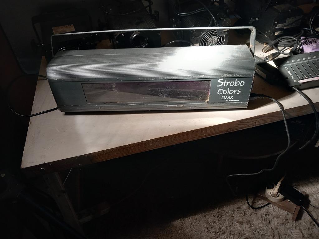 Color stroboscoop 3000w met DMX color changer (defect) 30 eu, Muziek en Instrumenten, Ophalen of Verzenden, Gebruikt, Licht