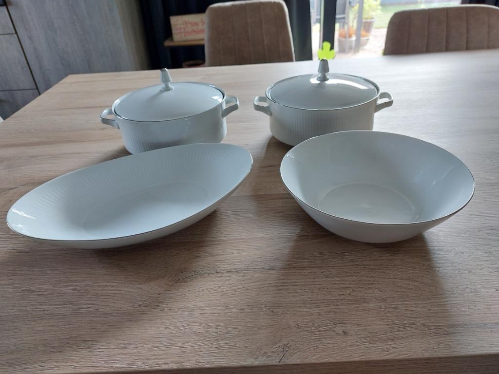 Servies Bavaria Monique, Enlèvement