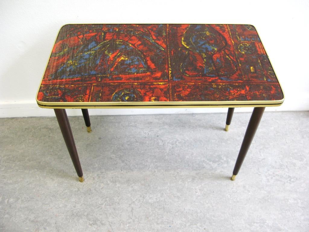 Vintage bijzettafel Pop Art sidetable Rockabilly 50's tafel, Ophalen of Verzenden, Gebruikt, Overige materialen, Vintage sidetable Pop-Art Rockabilly Fifties bijzettafel