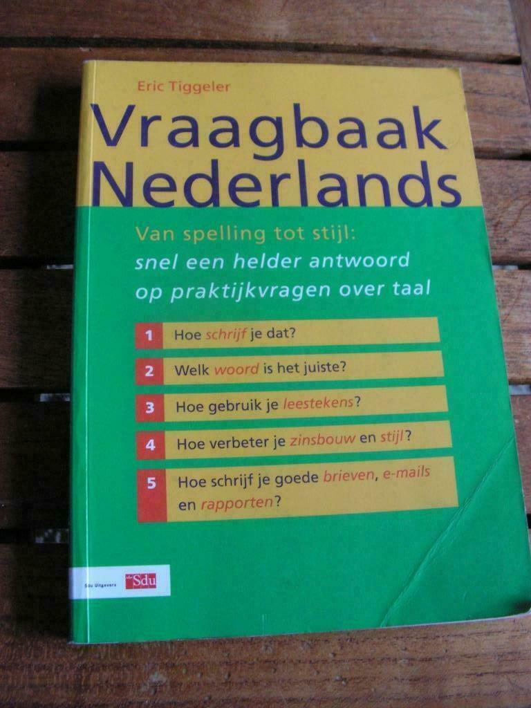 Boek “Vraagbaak Nederlands”, Ophalen of Verzenden, Gelezen, Nederlands