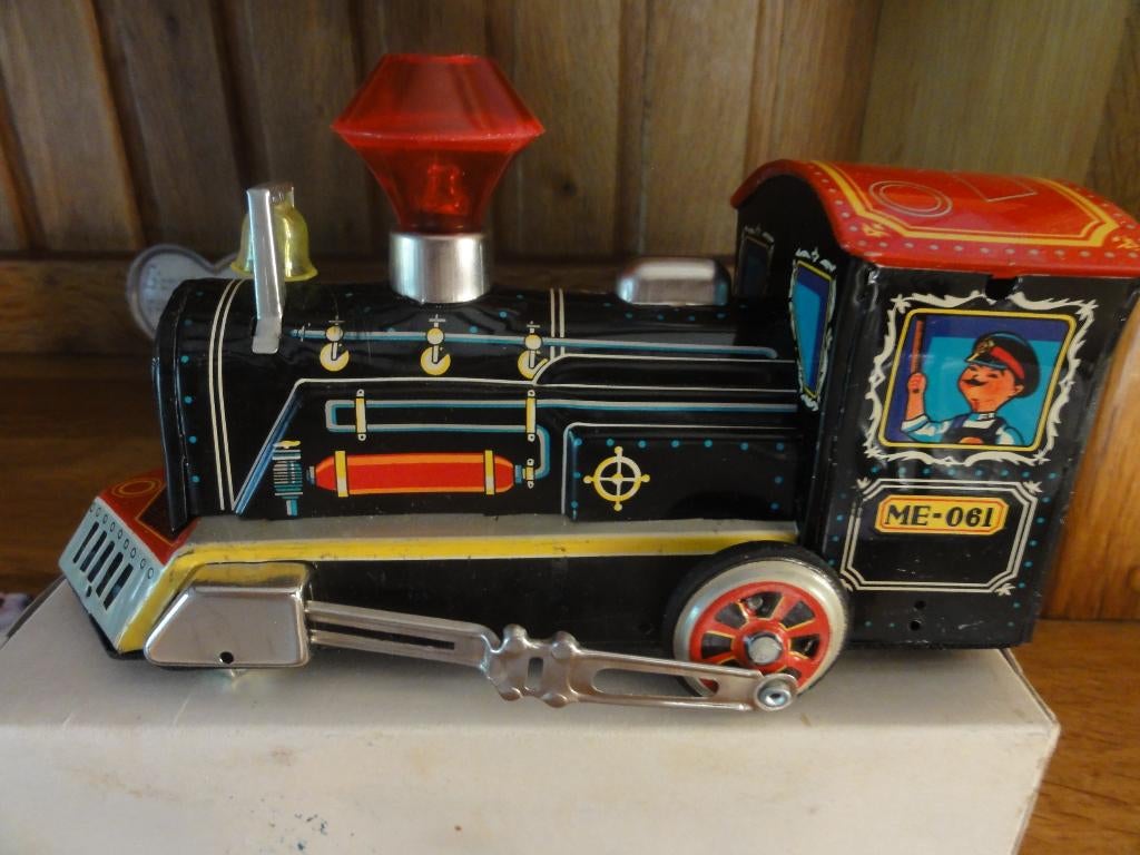 LOCOMOTIVE ancienne en métal, Enlèvement ou Envoi