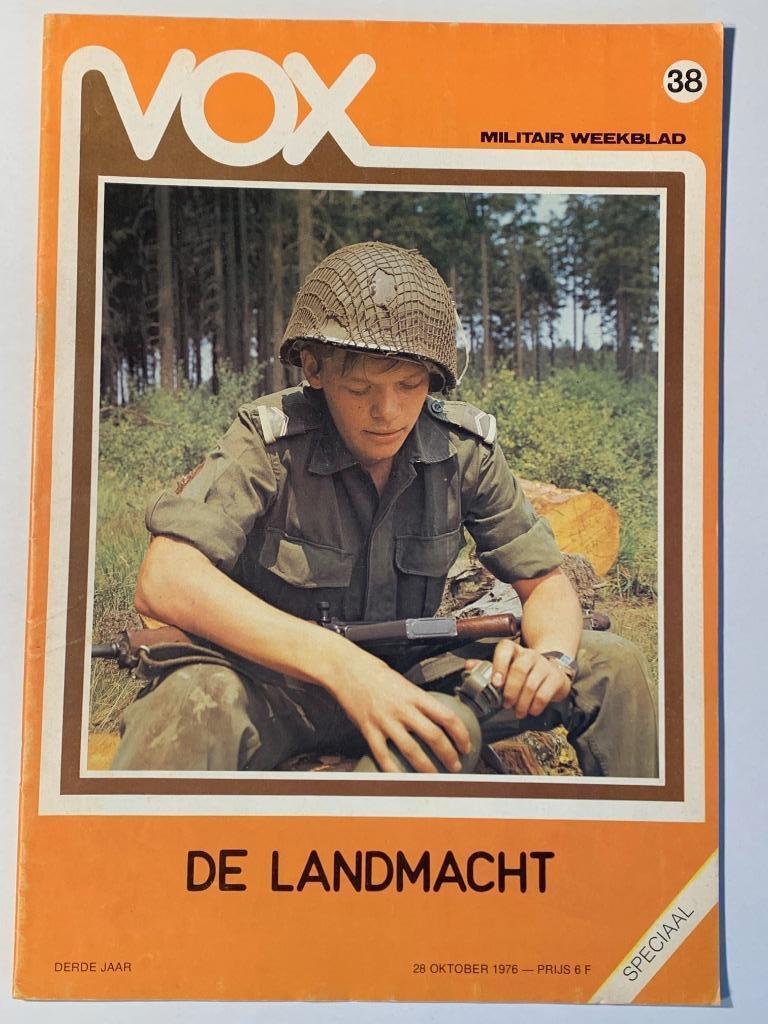Vox militair magazine themanummer "De Landmacht" 1976, Verzamelen, Militaria | Algemeen, Ophalen of Verzenden, Landmacht, Boek of Tijdschrift