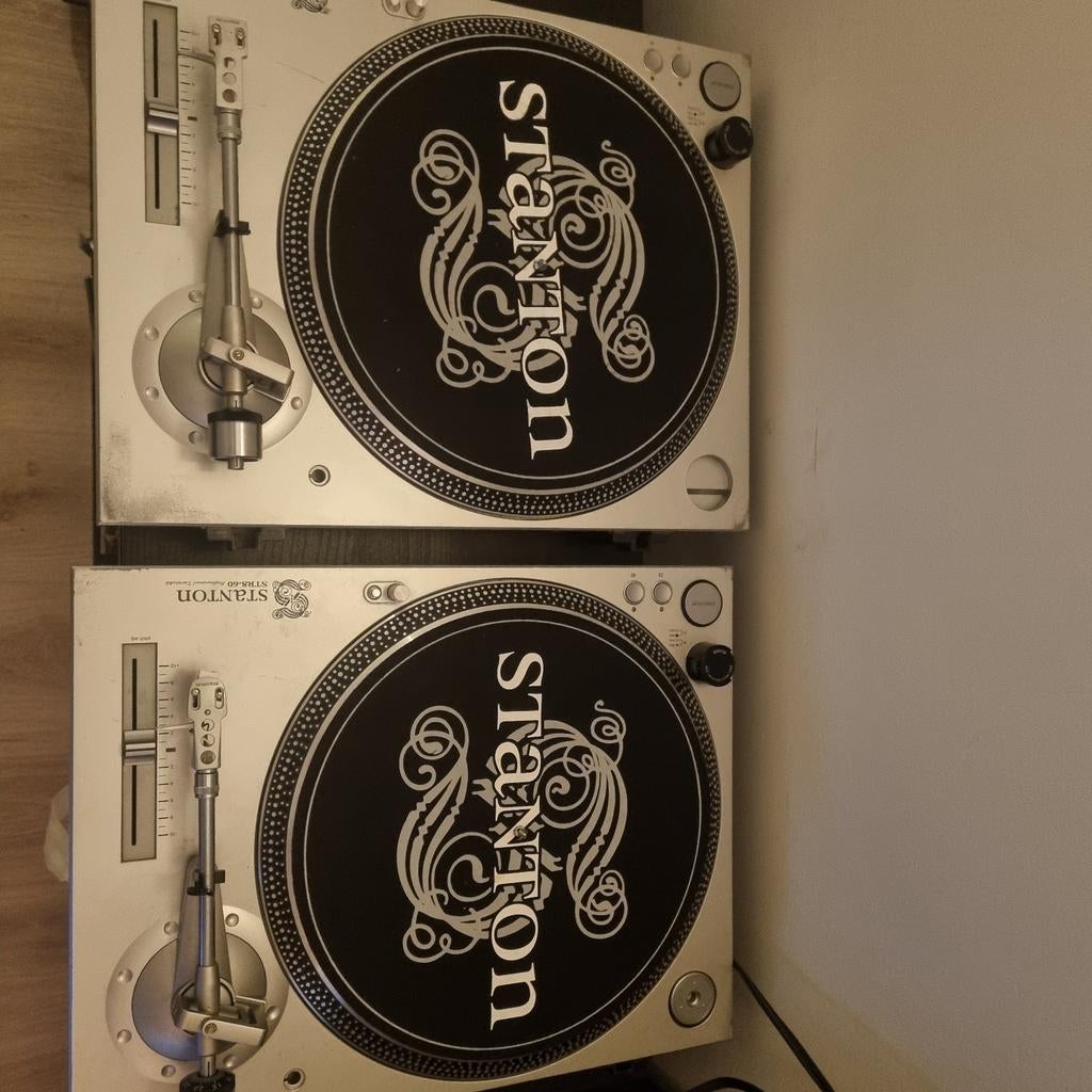 2 x Stanton str8-60 platenspeler + mixer, Audio, Tv en Foto, Platenspelers, Ophalen, Platenspeler