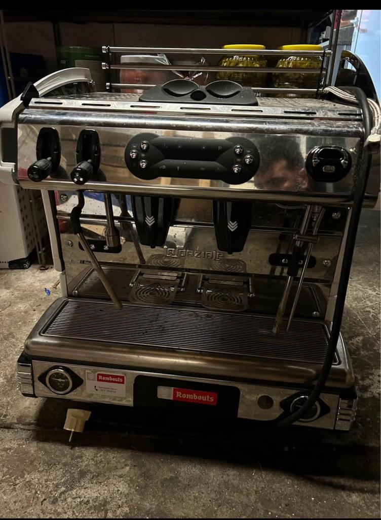 Koffie machine, Stoompijpje, Koffiepads en cups, Koffiemachine, Ophalen of Verzenden