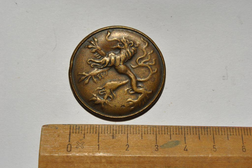 Médaille métal type bronze Vlaamse Concentratie 1949 leeuw, Timbres & Monnaies, Pièces & Médailles, Bronze, Enlèvement ou Envoi